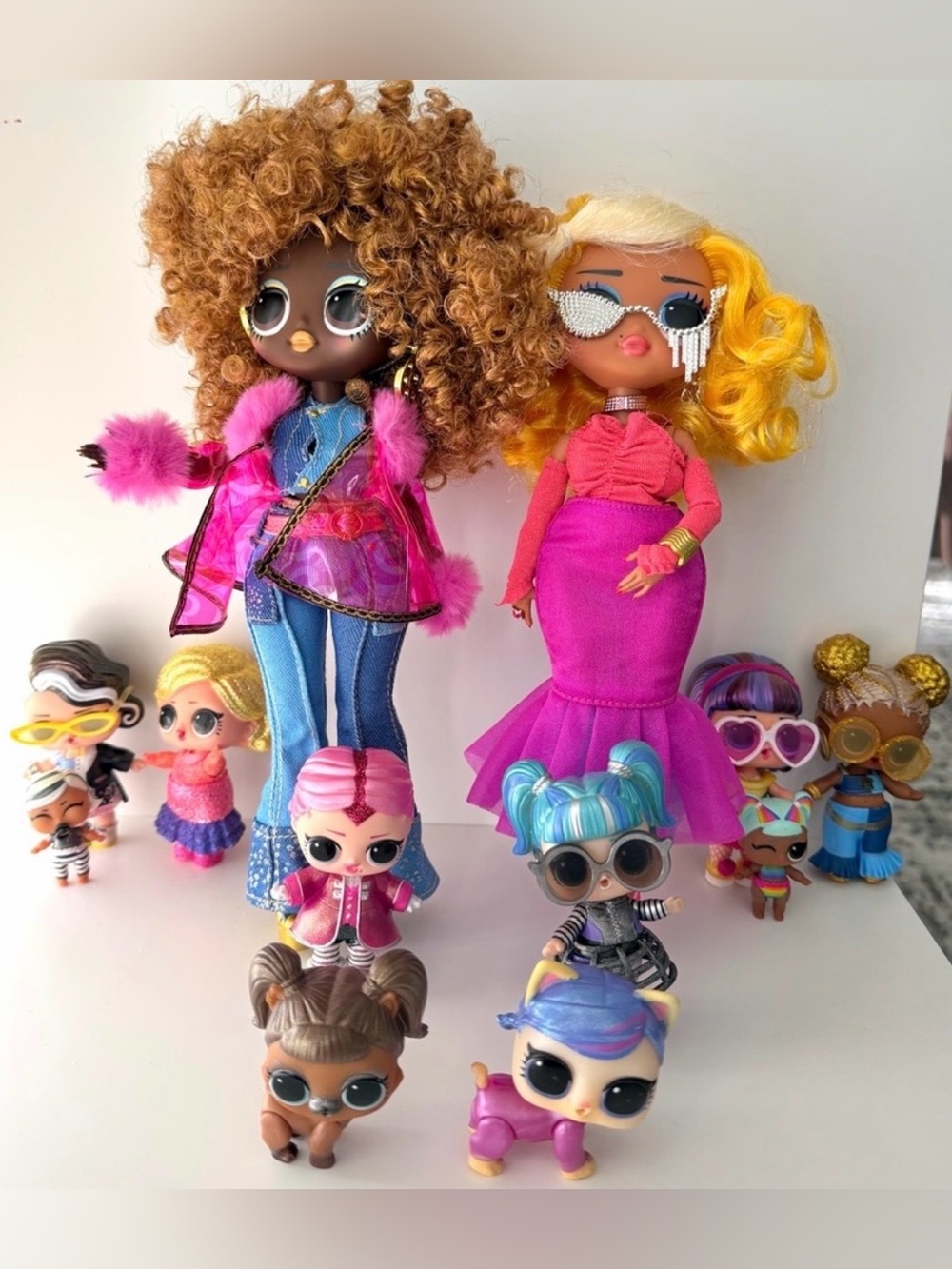 L.O.L. SURPRISE! OMG Movie Magic Studios Doll Bundle